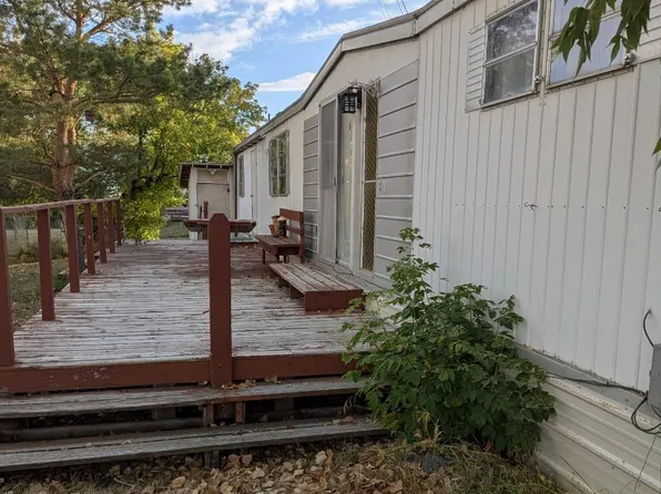 201 Front St S, Cascade, MT 59421