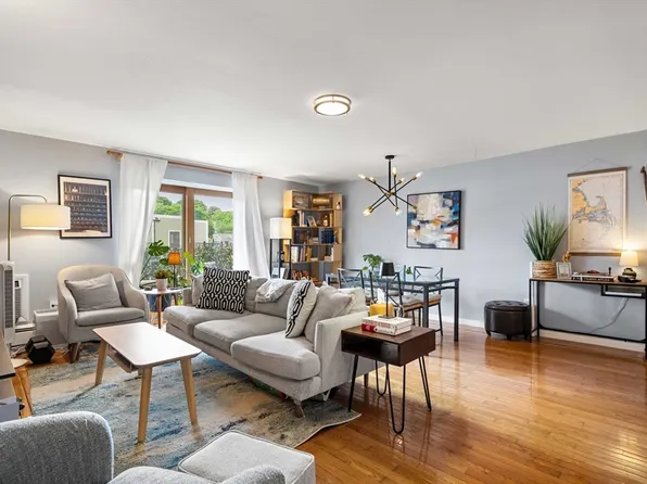 121 Tremont St #A316, Brighton, MA 02135
