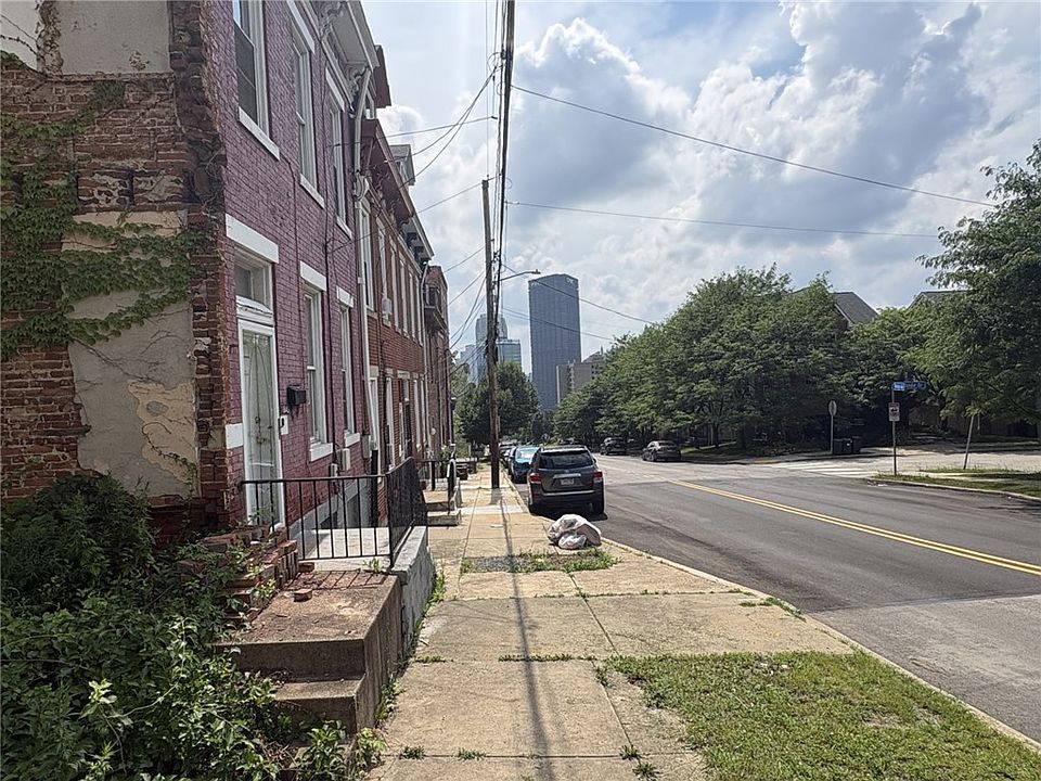 2nd image of 1840 Webster Ave