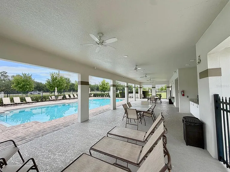 2618 Pleasant Cypress Cir — Photo 31