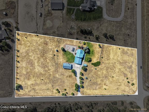 3rd image of 2128 E Shoshone Ave