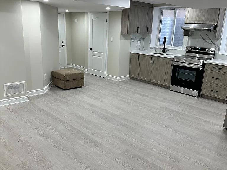 66 Bremner St #BASEMENT — Photo 12