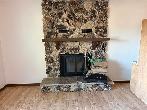 4th image of 426 E 13th Ave