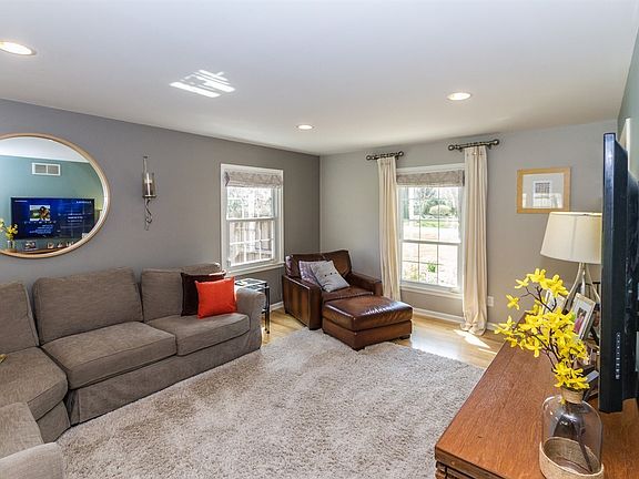 5th image of 6505 N Sherman Dr