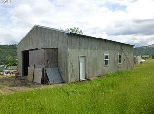 445 Little Valley Rd, Roseburg, OR 97471