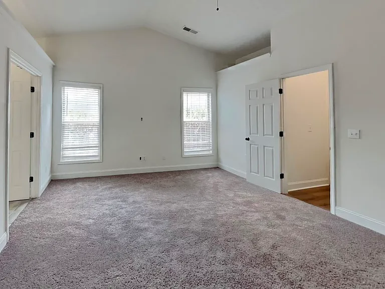 3951 Moore Creek Dr — Photo 4