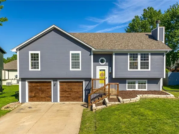 2555 N 107th Ter, Kansas City, KS 66109
