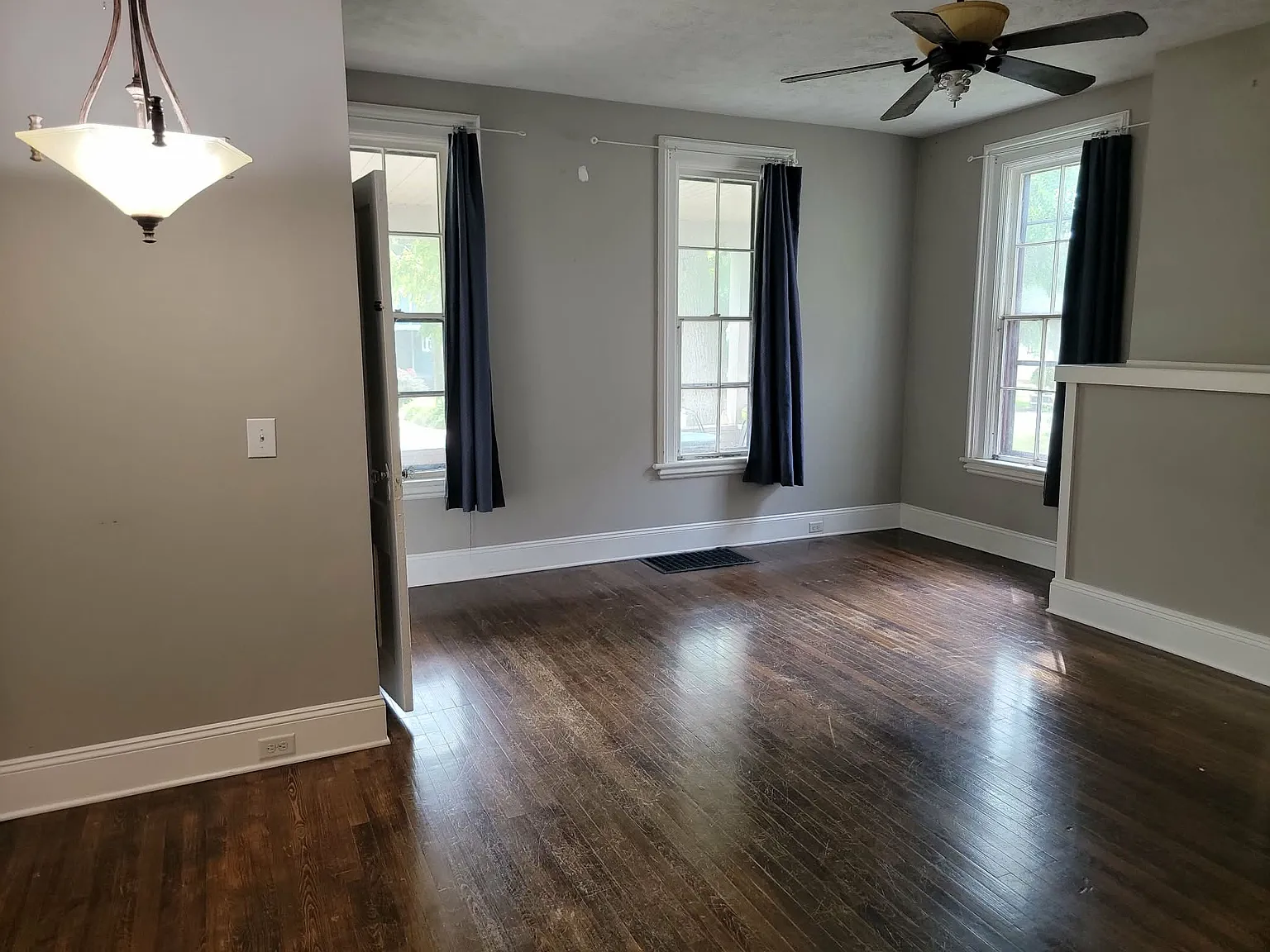 1 bed, 950 sqft, $1,150 — Photo 2