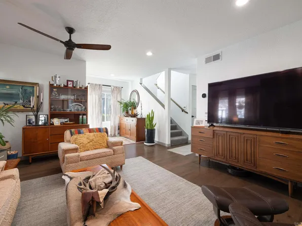 13947 Midland Rd, Poway, CA 92064