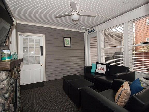 5th image of 6026 Sebright Ln