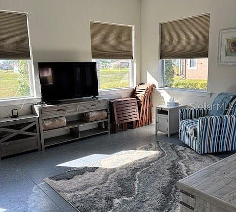 2nd image of 544 Narrow Pond Rd