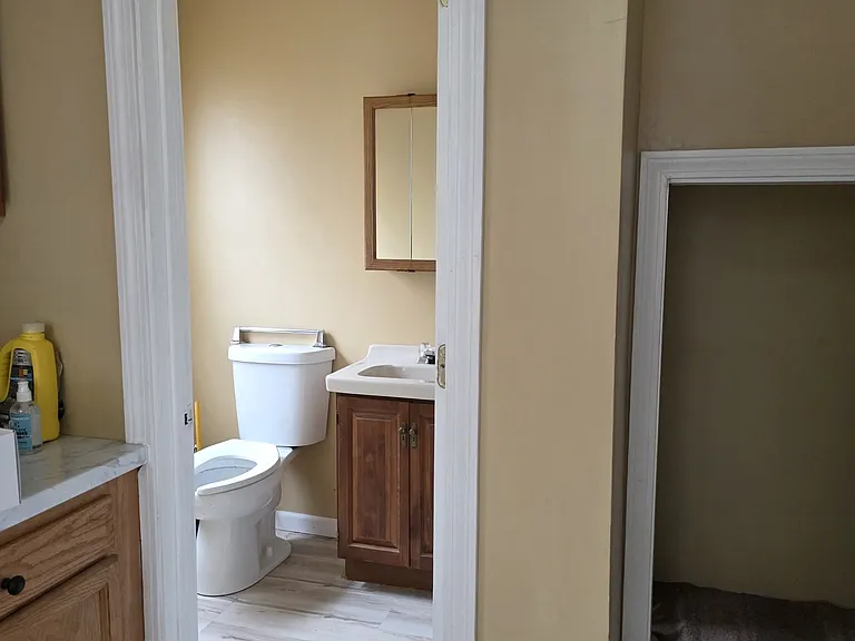 19 Goff St — Photo 4
