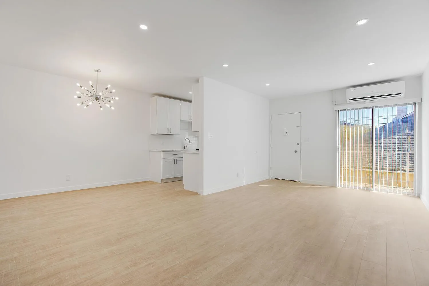 1 bed, 700 sqft, $1,995 — Photo 4