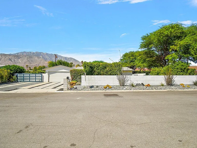 3005 N Chuperosa Rd — Photo 32