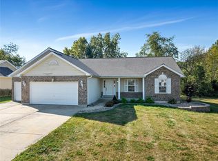 380 Beechnut Ave, Troy, MO 63379