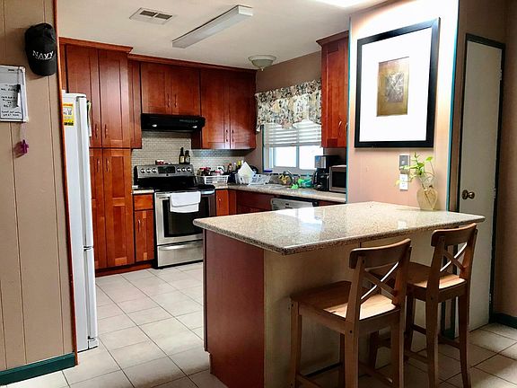 5th image of 3049 Oakbridge Dr #3049