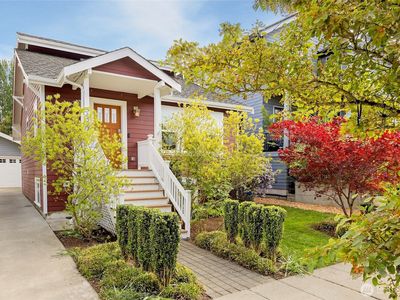 549 N 71st Street, Seattle, WA, 98103