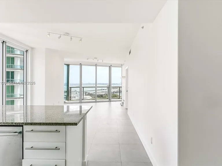 888 Biscayne Blvd #2212 — Photo 3