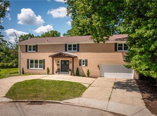 20 Pine Tree Ln, Hermitage, PA