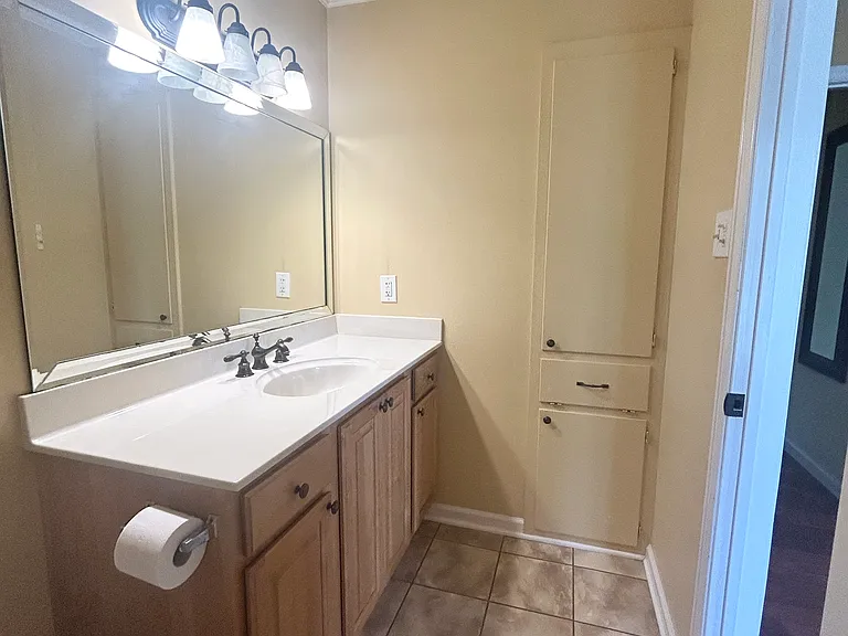 541 Brothers Rd — Photo 9