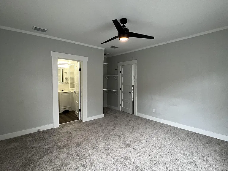 124-126 Wiggins Pl #1 — Photo 18
