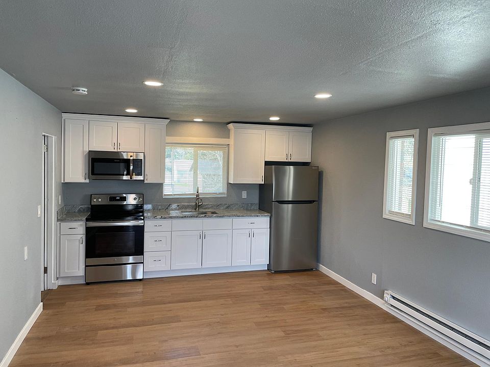1st image of 6814 Pacific Ave #2