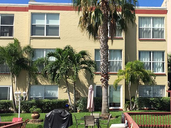 5th image of 1859 Shore Dr S APT 309