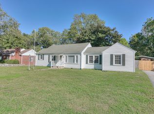 1402 N Tennessee Blvd, Murfreesboro, TN 37130