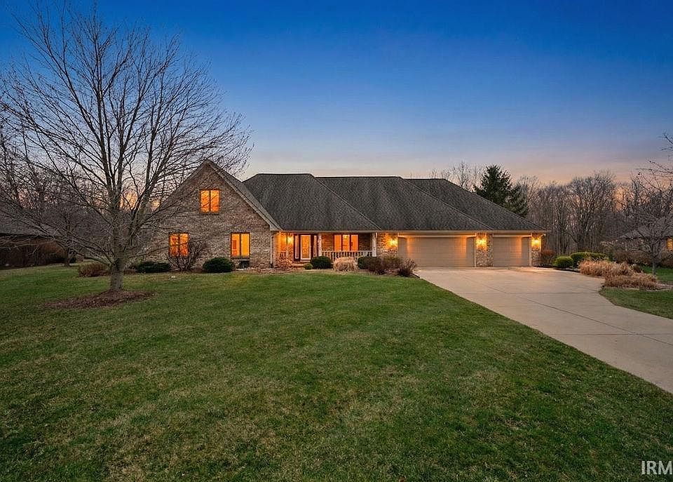 1st image of 2154 Cameron Dr