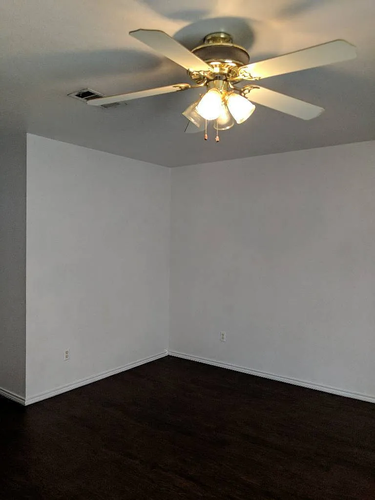Building Photo - 1114 Horizon Dr #C