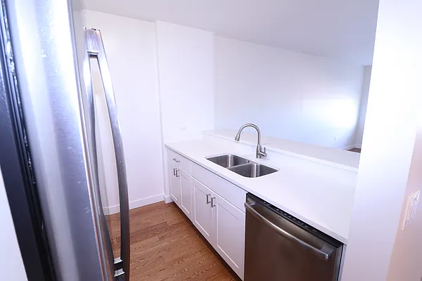 Rented by A&E Real Estate Management | media 8