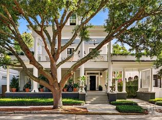 107 E 35th Street, Savannah, GA 31401