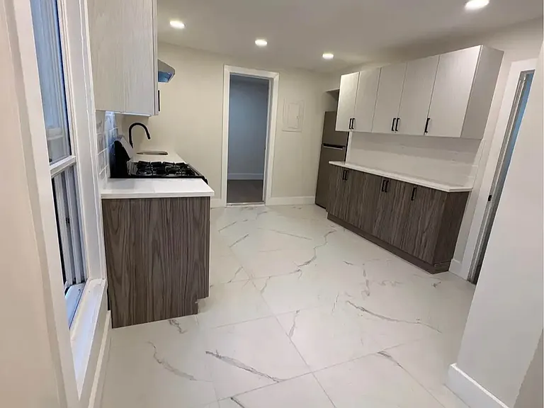 352 Bergen St #G2 — Photo 2