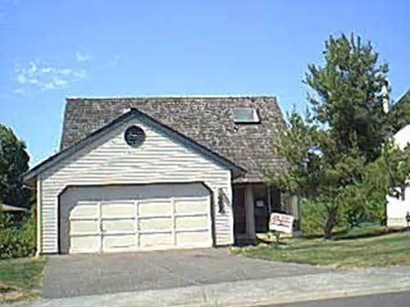 17545 NW Woodmere Ct, Beaverton, OR 97006