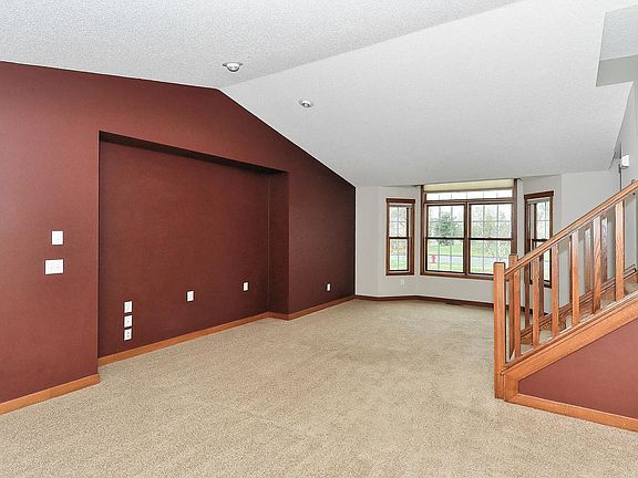 3rd image of 2845 237th Ave NW