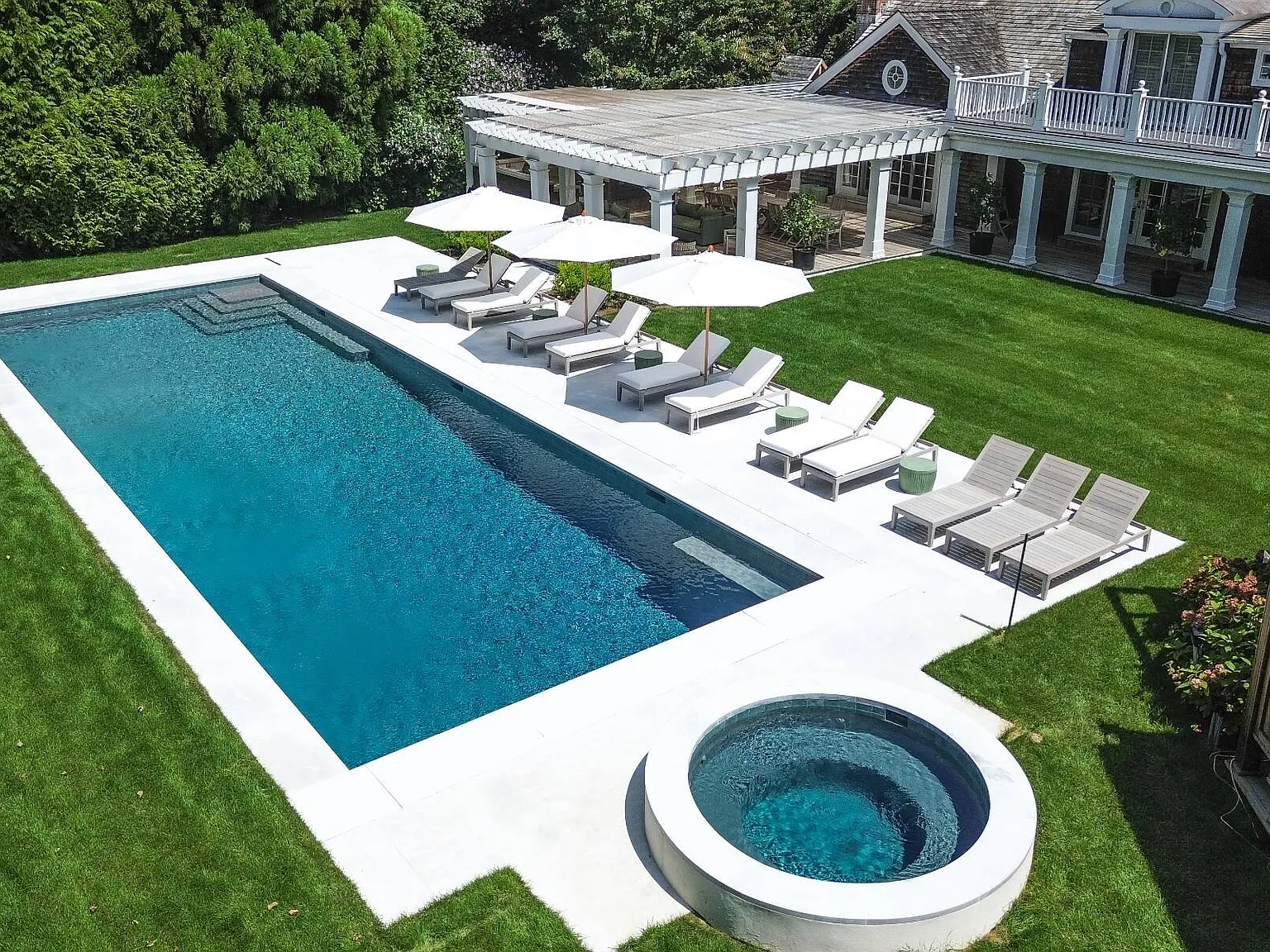 Bridgehampton South with Tennis,- First 2 Weeks of August — Photo 3