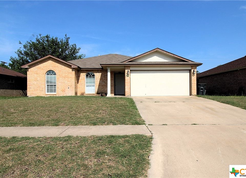 1st image of 1608 Saddle Dr