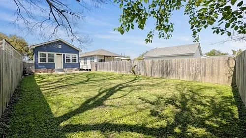 457 Sala Ave — Photo 3