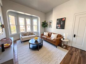 534 W Market Street