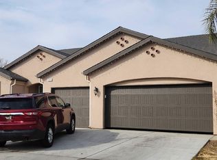 1646 W Spring Crest St, Hanford, CA 93230