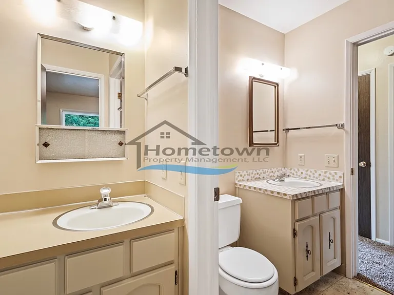 2433 E Stowe Ct #2 — Photo 21
