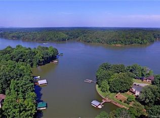 138 Roundstone Rd, Troutman, NC 28166