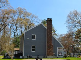 1 Bittersweet Ln, Attleboro, MA 02703