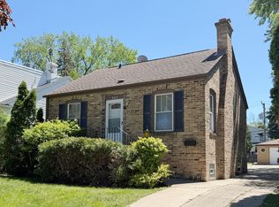 963 E Prairie Ave, Des Plaines, IL 60016