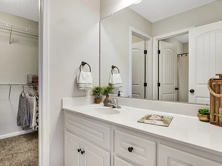564 Deerchase Ct — Photo 12