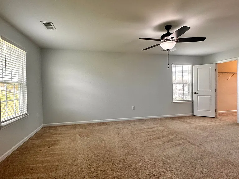 145 Holly Hill Dr — Photo 48