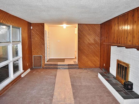2nd image of 5401 Mary Ann Ln