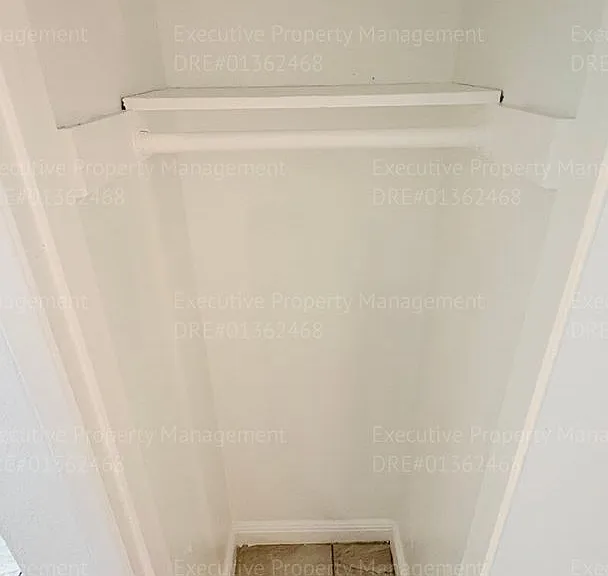 2909 S Chester Ave #7 — Photo 10