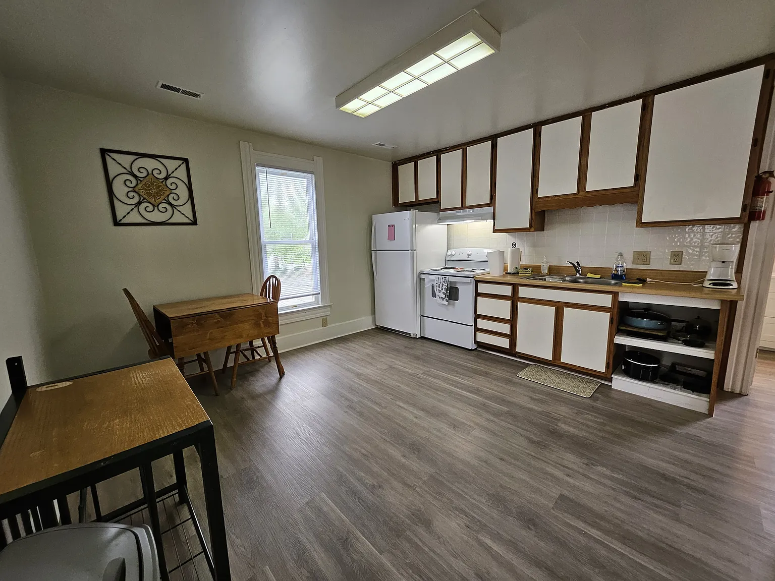 420 East 14th Street - B — Photo 4