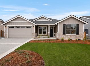 990 Rainier Loop, Mount Vernon, WA 98274